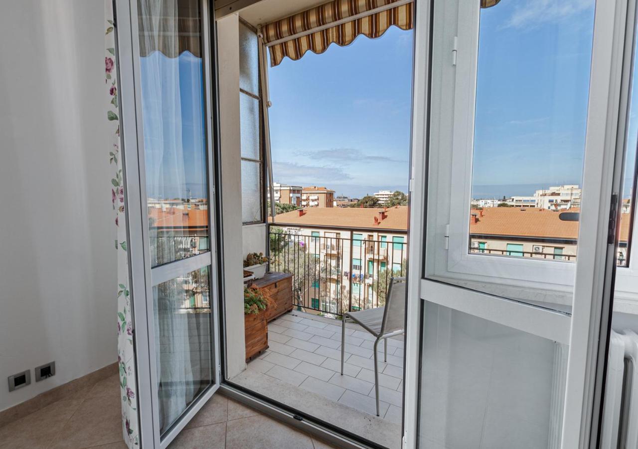 Ferienwohnung Luxury House Near Train Station Livorno Exterior foto